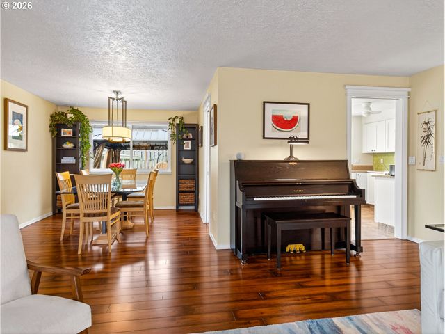 13680 Sw BEREA Dr, Tigard, OR 97223