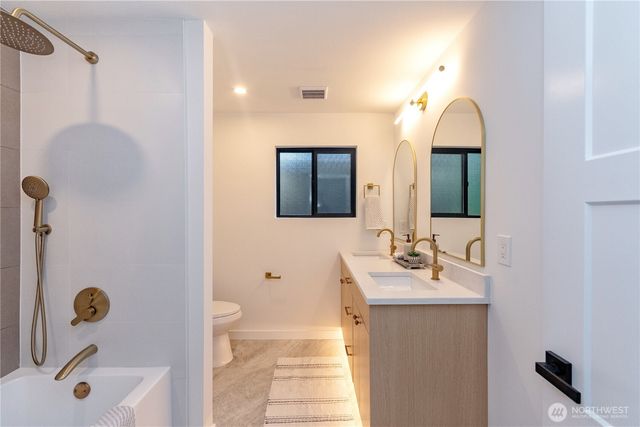 7210 Seward Park Avenue S, Seattle, WA 98118