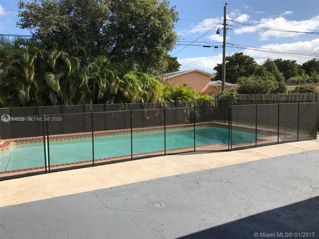 801 Albatross St, Miami Springs, FL 33166