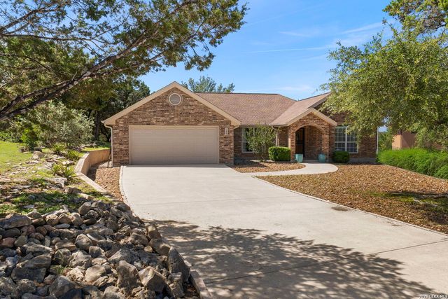 145 Schlamp Bay, Canyon Lake, TX 78133