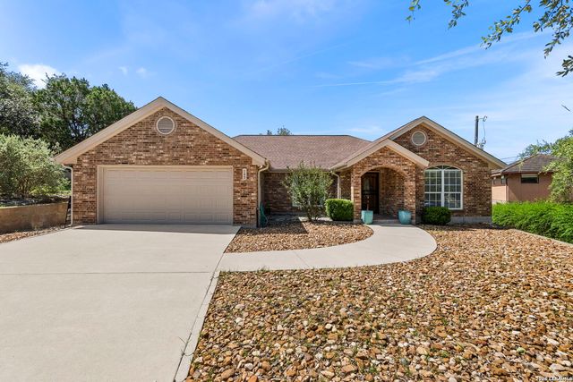 145 Schlamp Bay, Canyon Lake, TX 78133