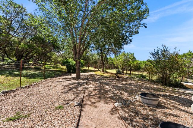 145 Schlamp Bay, Canyon Lake, TX 78133