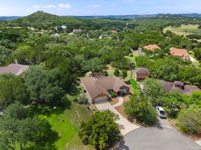 145 Schlamp Bay, Canyon Lake, TX 78133