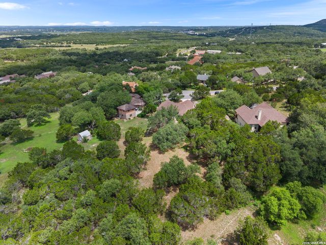 145 Schlamp Bay, Canyon Lake, TX 78133