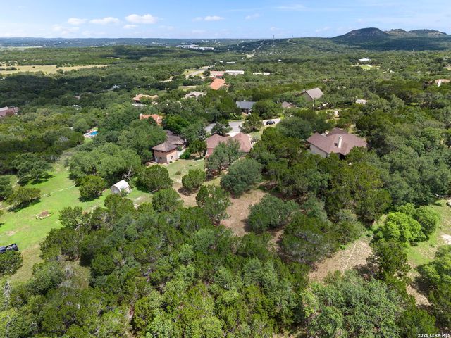 145 Schlamp Bay, Canyon Lake, TX 78133
