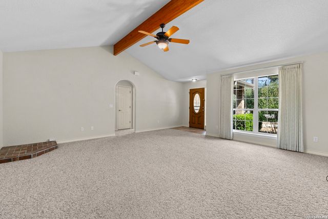 145 Schlamp Bay, Canyon Lake, TX 78133