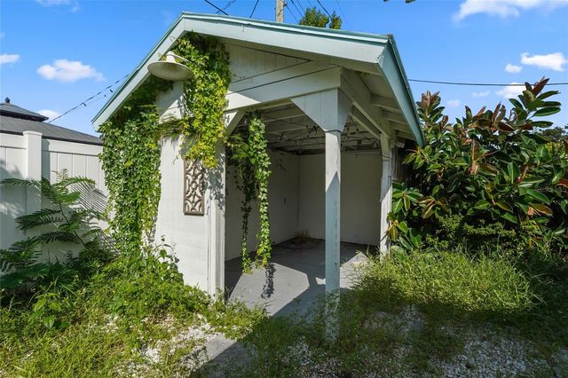 2901 POPLAR STREET, Sarasota, FL 34237