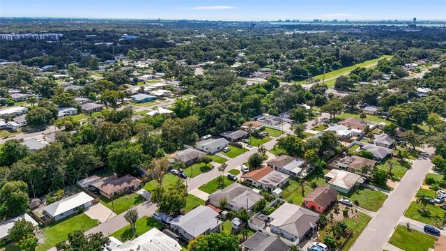 2901 POPLAR STREET, Sarasota, FL 34237