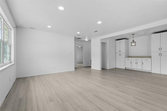 2901 POPLAR STREET, Sarasota, FL 34237