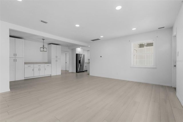 2901 POPLAR STREET, Sarasota, FL 34237