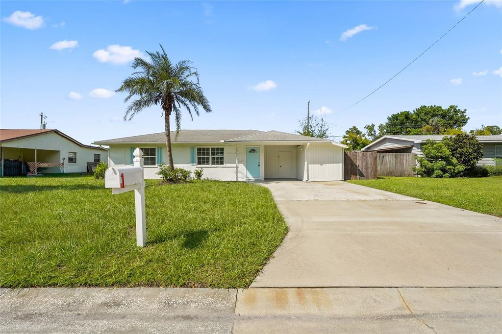 2901 POPLAR STREET, Sarasota, FL 34237