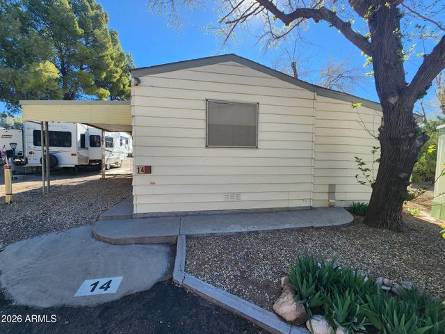 610 Jack Burden Road 14, Wickenburg, AZ 85390