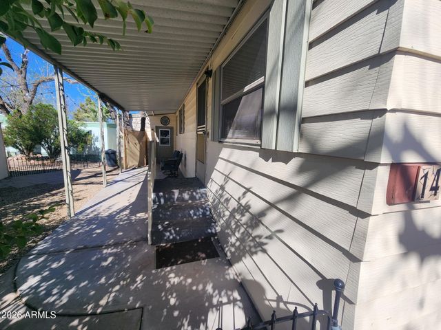 610 Jack Burden Road 14, Wickenburg, AZ 85390