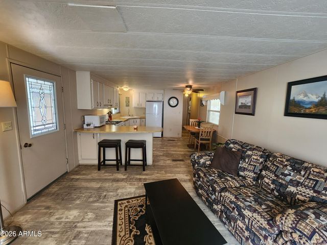 610 Jack Burden Road 14, Wickenburg, AZ 85390