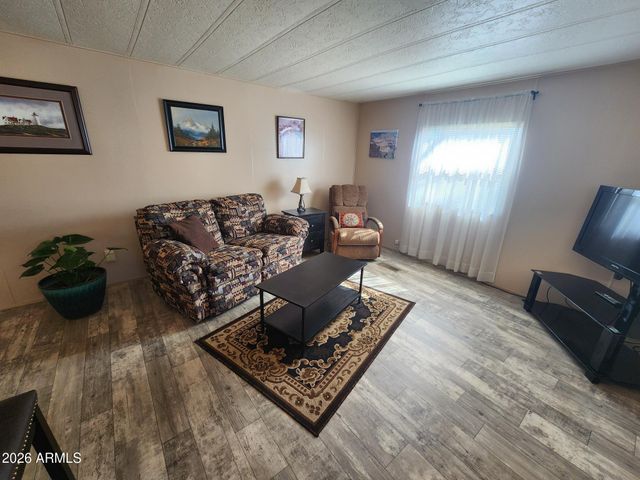 610 Jack Burden Road 14, Wickenburg, AZ 85390