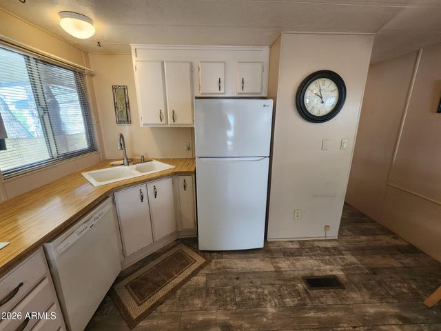 610 Jack Burden Road 14, Wickenburg, AZ 85390