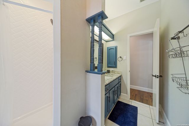13038 HUNTERS BREEZE ST, San Antonio, TX 78230