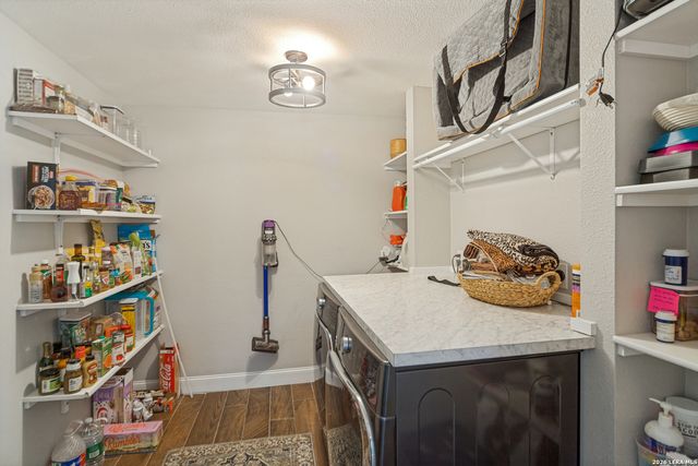 13038 HUNTERS BREEZE ST, San Antonio, TX 78230