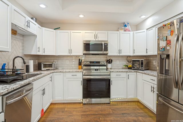 13038 HUNTERS BREEZE ST, San Antonio, TX 78230