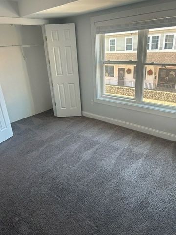 75 Wharf Street 202, Salem, MA 01970