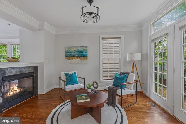 4138 TIMBER LOG WAY, Fairfax, VA 22030