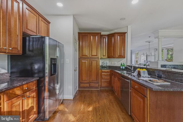 4138 TIMBER LOG WAY, Fairfax, VA 22030