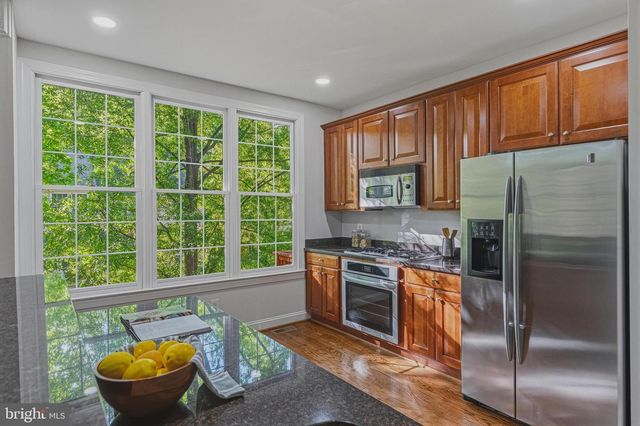 4138 TIMBER LOG WAY, Fairfax, VA 22030