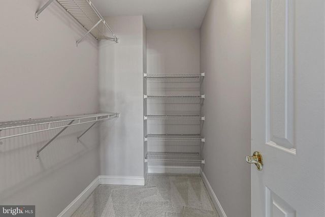 4138 TIMBER LOG WAY, Fairfax, VA 22030