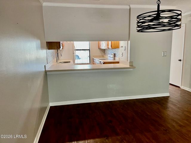 8 Battery Lane, Beaufort, SC 29902