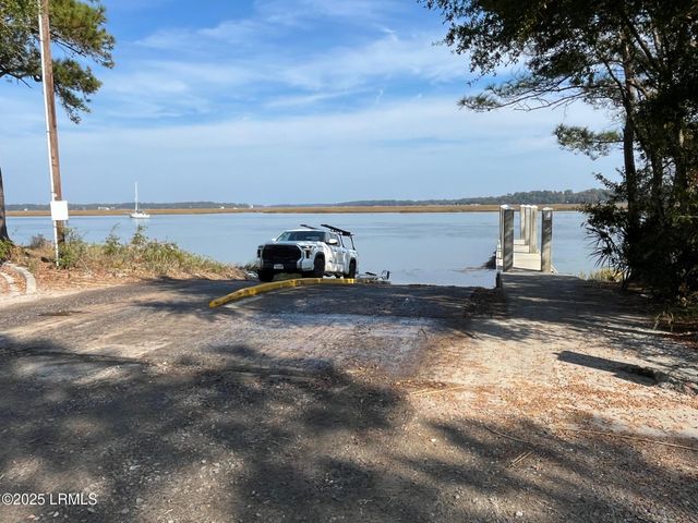 8 Battery Lane, Beaufort, SC 29902