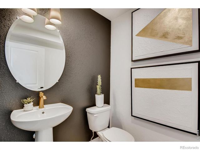 2815 Bear Springs Circle, Longmont, CO 80503