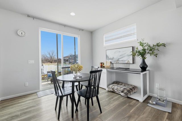 1137 Okeeffe Avenue, Sun Prairie, WI 53590