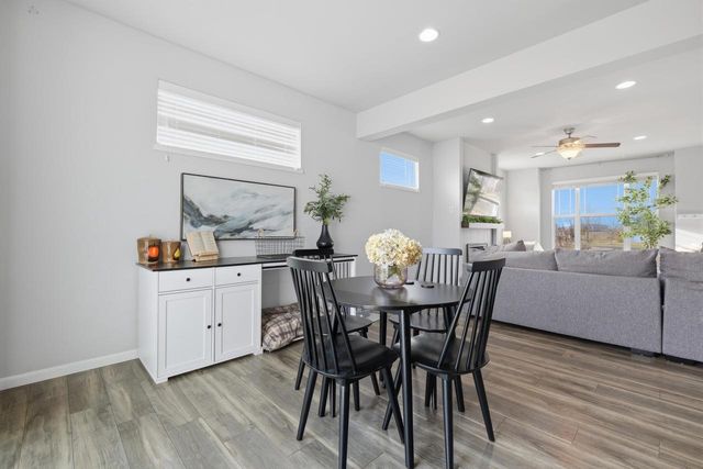 1137 Okeeffe Avenue, Sun Prairie, WI 53590