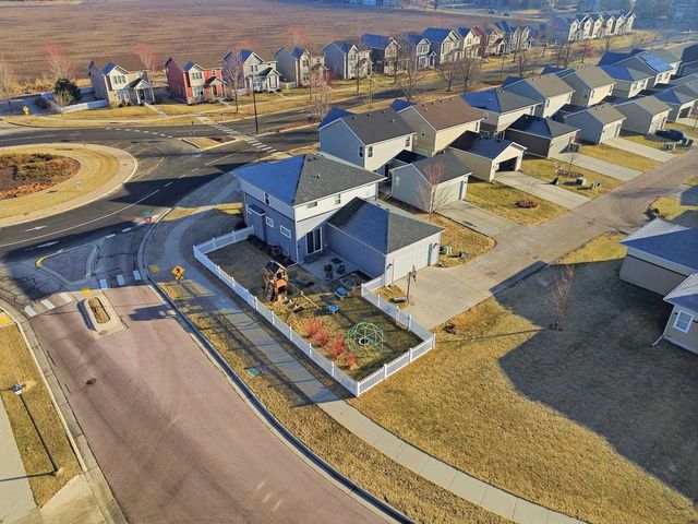 1137 Okeeffe Avenue, Sun Prairie, WI 53590