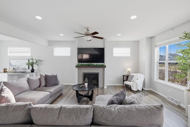 1137 Okeeffe Avenue, Sun Prairie, WI 53590