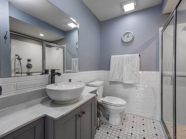 125 S Pecan Street, Oologah, OK 74053