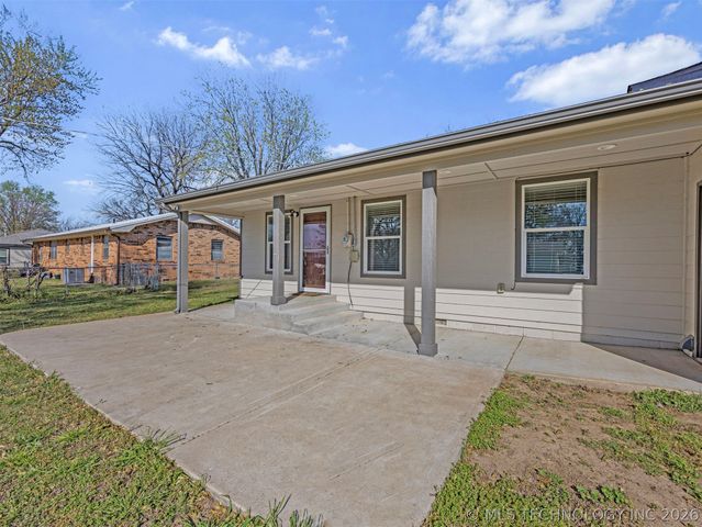 125 S Pecan Street, Oologah, OK 74053