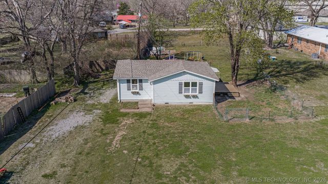 125 S Pecan Street, Oologah, OK 74053