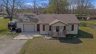 125 S Pecan Street, Oologah, OK 74053