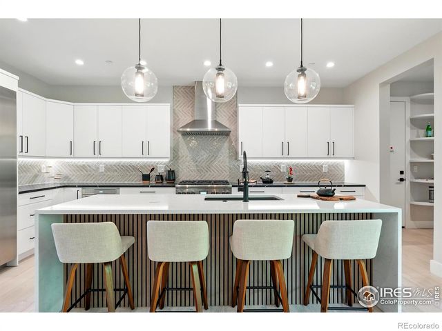 2860 Table Mesa Drive, Boulder, CO 80305