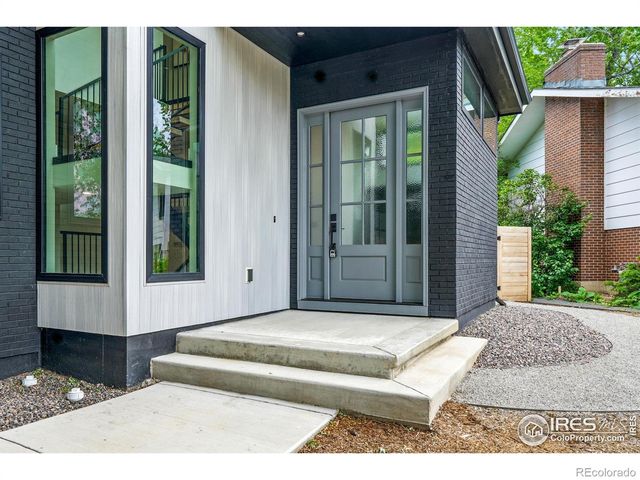 2860 Table Mesa Drive, Boulder, CO 80305