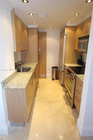 10275 Collins Ave 833, Bal Harbour, FL 33154