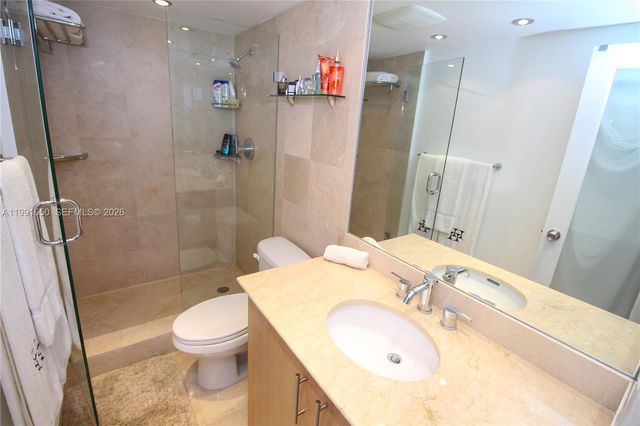 10275 Collins Ave 833, Bal Harbour, FL 33154