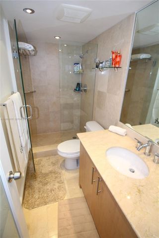 10275 Collins Ave 833, Bal Harbour, FL 33154