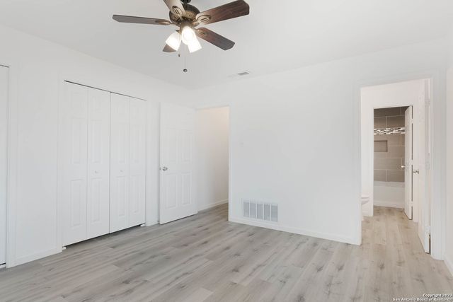 6617 Forest Grove, San Antonio, TX 78240