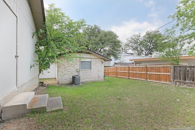 6617 Forest Grove, San Antonio, TX 78240