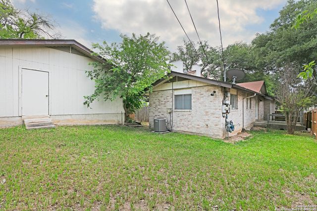 6617 Forest Grove, San Antonio, TX 78240
