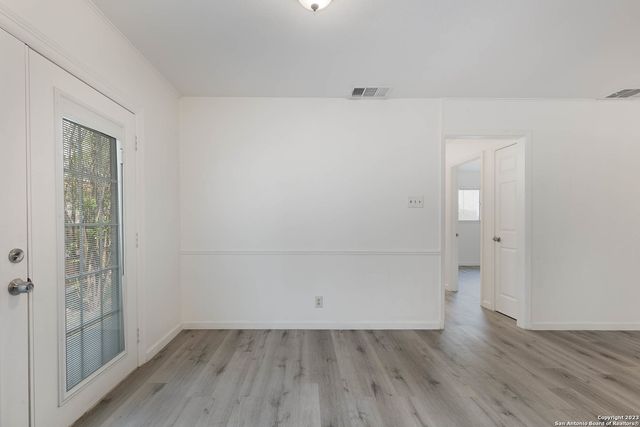 6617 Forest Grove, San Antonio, TX 78240