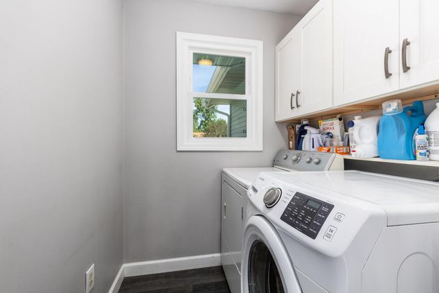 2576 Mapleview Street SE, Grand Rapids, MI 49508