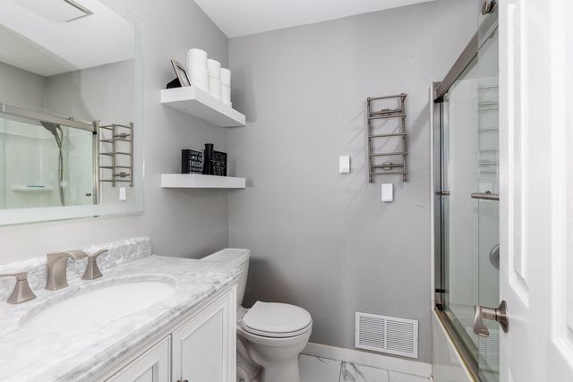 2576 Mapleview Street SE, Grand Rapids, MI 49508